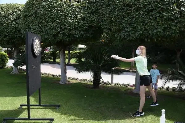 Antalya, tam kapanmada 100 bin turist ağırlıyor Antalya, tam kapanmada 100 bin turist ağırlıyor