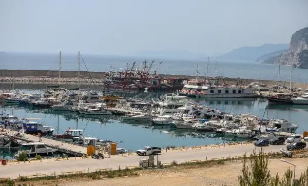ANTALYALI YATÇILAR, MUĞLA'DAKİ MESLEKTAŞLARI GİBİ TURA ÇIKMAK İSTİYOR ANTALYALI YATÇILAR, MUĞLA'DAKİ MESLEKTAŞLARI GİBİ TURA ÇIKMAK İSTİYOR