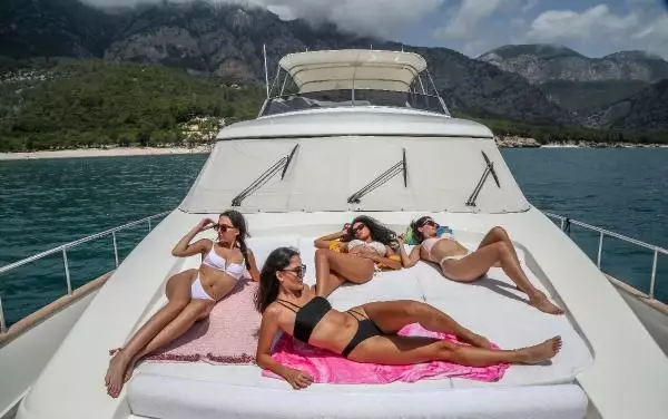 ANTALYALI YATÇILAR, MUĞLA'DAKİ MESLEKTAŞLARI GİBİ TURA ÇIKMAK İSTİYOR ANTALYALI YATÇILAR, MUĞLA'DAKİ MESLEKTAŞLARI GİBİ TURA ÇIKMAK İSTİYOR