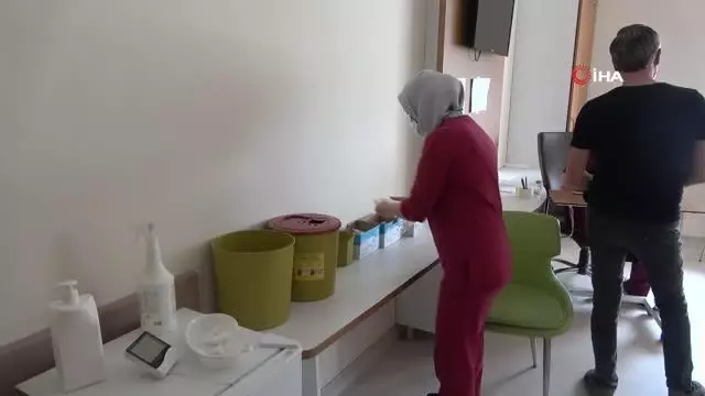Aşılama tam kapanmada da aralıksız sürüyor Aşılama tam kapanmada da aralıksız sürüyor