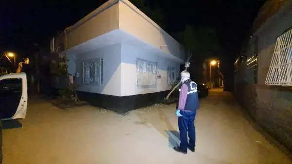 Son dakika haber | ADANA BACANAKLAR ARASI BIÇAKLI KAVGA 1 ÖLÜ, 1 YARALI Son dakika haber | ADANA BACANAKLAR ARASI BIÇAKLI KAVGA 1 ÖLÜ, 1 YARALI