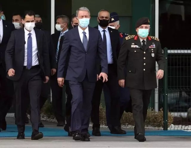 - Bakan Akar, Libya Başbakanı Dibeybe ile bir araya geldi - Bakan Akar, Libya Başbakanı Dibeybe ile bir araya geldi