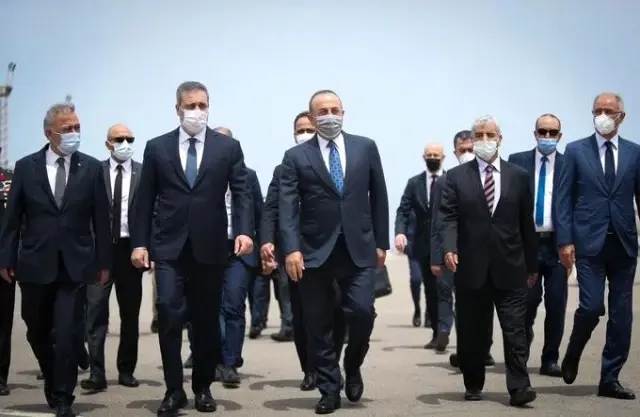 - Bakan Akar, Libya Başbakanı Dibeybe ile bir araya geldi - Bakan Akar, Libya Başbakanı Dibeybe ile bir araya geldi