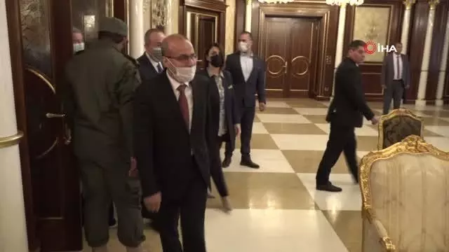 Bakan Akar ve Bakan Çavuşoğlu'ndan Libya'ya ziyaret Bakan Akar ve Bakan Çavuşoğlu'ndan Libya'ya ziyaret