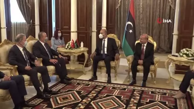 Bakan Akar ve Bakan Çavuşoğlu'ndan Libya'ya ziyaret Bakan Akar ve Bakan Çavuşoğlu'ndan Libya'ya ziyaret