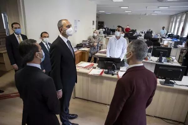 Bakan Gül'den Ankara Adliyesi'ne ziyaret Bakan Gül'den Ankara Adliyesi'ne ziyaret