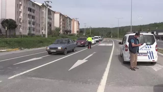 Samsun ve çevre iller 'tam kapanmanın' ardından sessizliğe büründü Samsun ve çevre iller 'tam kapanmanın' ardından sessizliğe büründü