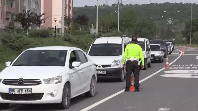 Samsun ve çevre iller 'tam kapanmanın' ardından sessizliğe büründü Samsun ve çevre iller 'tam kapanmanın' ardından sessizliğe büründü