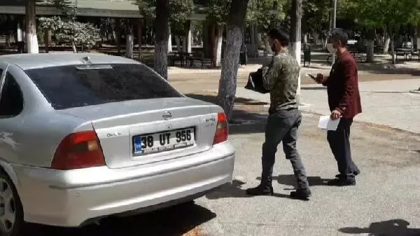 GAZİANTEP BEBEĞİNİN CENAZESİNİ KUCAĞINDA TAŞIDI GAZİANTEP BEBEĞİNİN CENAZESİNİ KUCAĞINDA TAŞIDI