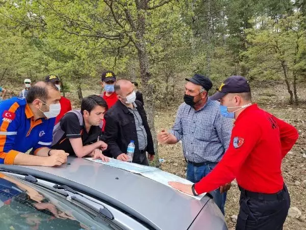 Son Dakika | Burdur'da kayıp 10 yaşındaki çocuk aranıyor (3) Son Dakika | Burdur'da kayıp 10 yaşındaki çocuk aranıyor (3)