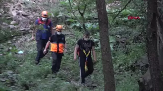 BURSA POLİSTEN KAÇARKEN KAYALIKTA MAHSUR KALAN GENÇ 6 SAAT SONRA KURTARILDI-EK BURSA POLİSTEN KAÇARKEN KAYALIKTA MAHSUR KALAN GENÇ 6 SAAT SONRA KURTARILDI-EK