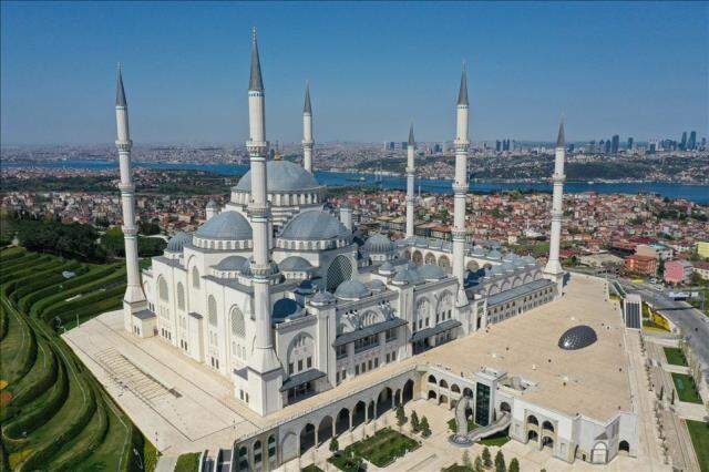 Büyük Çamlıca Cami 2 yılda 12 milyon ziyaretçi ağırladı