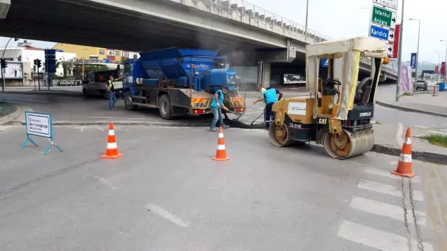 Büyükşehir'den İzmit ve Kartepe'de yol çalışmaları Büyükşehir'den İzmit ve Kartepe'de yol çalışmaları