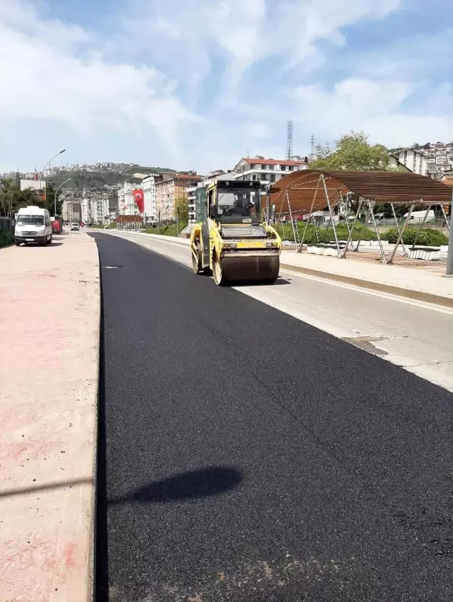 Büyükşehir'den İzmit ve Kartepe'de yol çalışmaları Büyükşehir'den İzmit ve Kartepe'de yol çalışmaları