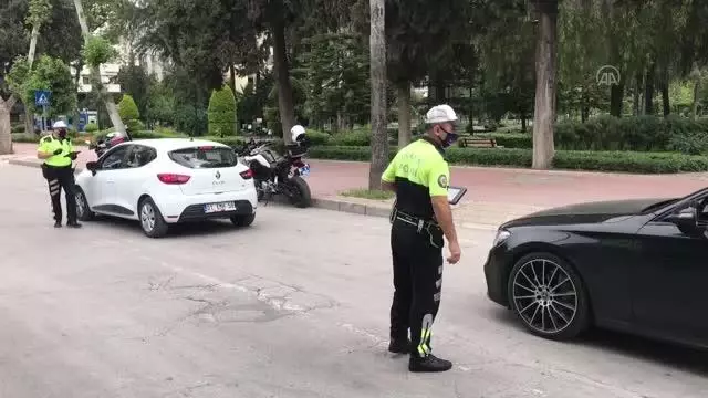 Cadde ve sokaklarda sessizlik hakim Cadde ve sokaklarda sessizlik hakim