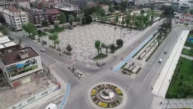 Cadde ve sokaklarda sessizlik hakim Cadde ve sokaklarda sessizlik hakim