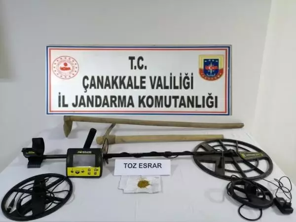 Çanakkale'de uyuşturucu operasyonu: 4 gözaltı Çanakkale'de uyuşturucu operasyonu: 4 gözaltı