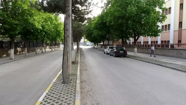 Covid-19 tedbirlerine uymayan 53 kişiye ceza: 166 bin 950 lira ceza uygulandı Covid-19 tedbirlerine uymayan 53 kişiye ceza: 166 bin 950 lira ceza uygulandı