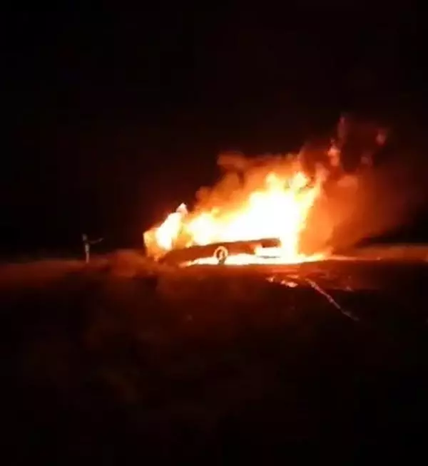 Son dakika haberi: ANTALYA ÇEKİCİYLE KAMYONET ÇARPIŞTI, ARAÇTA SIKIŞAN 2 KİŞİ YANARAK ÖLDÜ Son dakika haberi: ANTALYA ÇEKİCİYLE KAMYONET ÇARPIŞTI, ARAÇTA SIKIŞAN 2 KİŞİ YANARAK ÖLDÜ