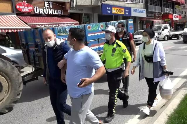 Kısıtlamayı ihlal eden karı-koca ceza yiyince deliye döndü! Polise bağırarak bela okudular Kısıtlamayı ihlal eden karı-koca ceza yiyince deliye döndü! Polise bağırarak bela okudular