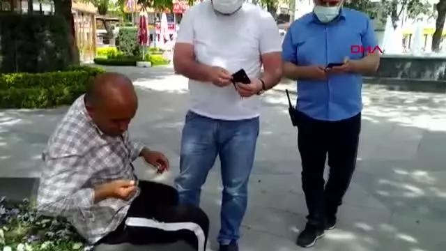Son dakika haber: ÇORUM ALKOLLÜ OLARAK SOKAĞA ÇIKTI, POLİSE ZOR ANLAR YAŞATTI Son dakika haber: ÇORUM ALKOLLÜ OLARAK SOKAĞA ÇIKTI, POLİSE ZOR ANLAR YAŞATTI