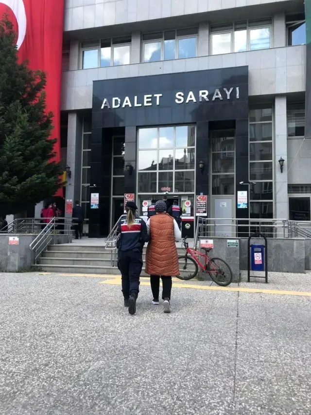 Çorum jandarması 4 ayda 108 aranan şahsı yakaladı Çorum jandarması 4 ayda 108 aranan şahsı yakaladı