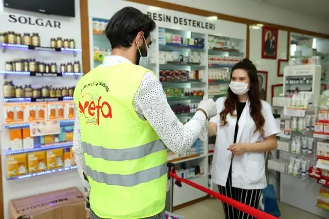 Derince'de vatandaşların ihtiyaçları karşılanıyor Derince'de vatandaşların ihtiyaçları karşılanıyor