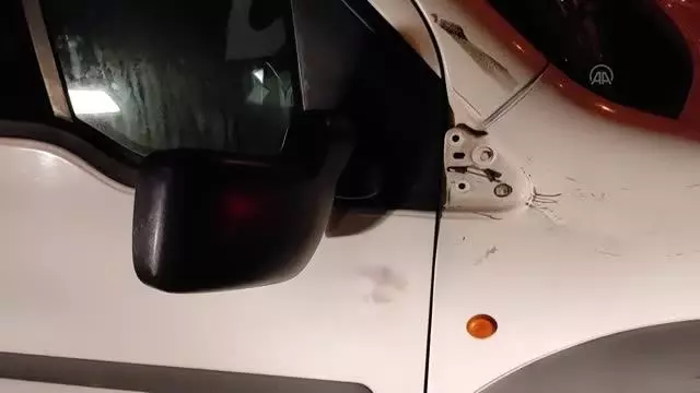 Son dakika haberi | 'Dur' ihtarına uymayan motosiklet sürücüsü ile arkadaşı polis aracına çarpınca yakalandı Son dakika haberi | 'Dur' ihtarına uymayan motosiklet sürücüsü ile arkadaşı polis aracına çarpınca yakalandı