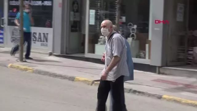 EDİRNE KEŞAN'DA EMEKLİLER, MAAŞLARINI ÇEKMEYE BAŞLADI EDİRNE KEŞAN'DA EMEKLİLER, MAAŞLARINI ÇEKMEYE BAŞLADI