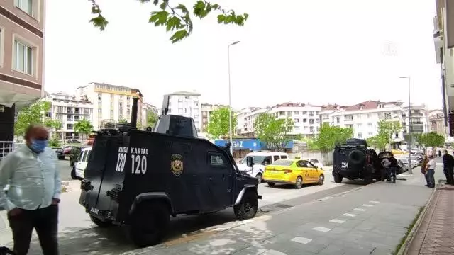 Son dakika... Esenyurt'ta iş yerindeki silahlı kavgada bir kişi yaralandı Son dakika... Esenyurt'ta iş yerindeki silahlı kavgada bir kişi yaralandı