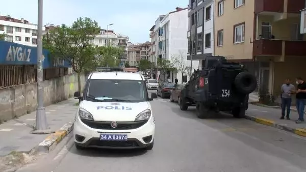 ESENYURT'TA SİLAHLI KAVGA; 1 YARALI ESENYURT'TA SİLAHLI KAVGA; 1 YARALI