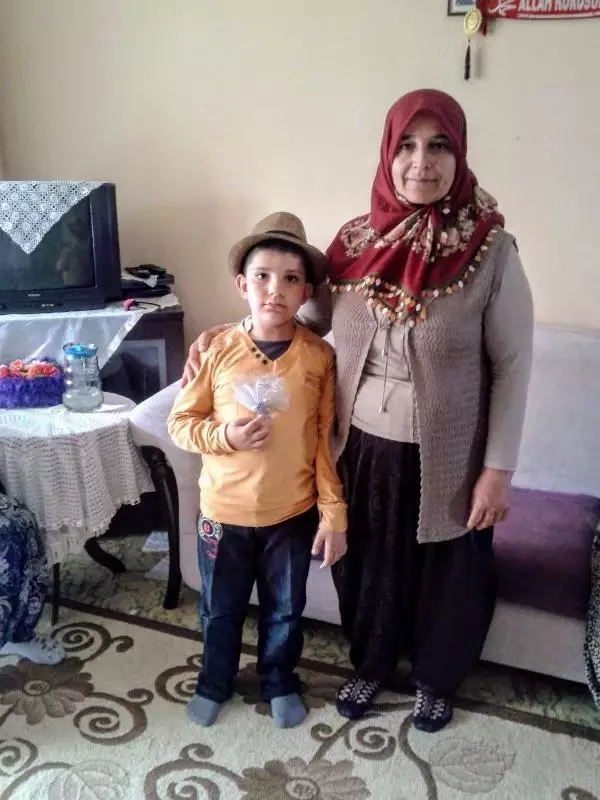 Eskişehirli çift, 9 gün arayla koronavirüsten öldü Eskişehirli çift, 9 gün arayla koronavirüsten öldü
