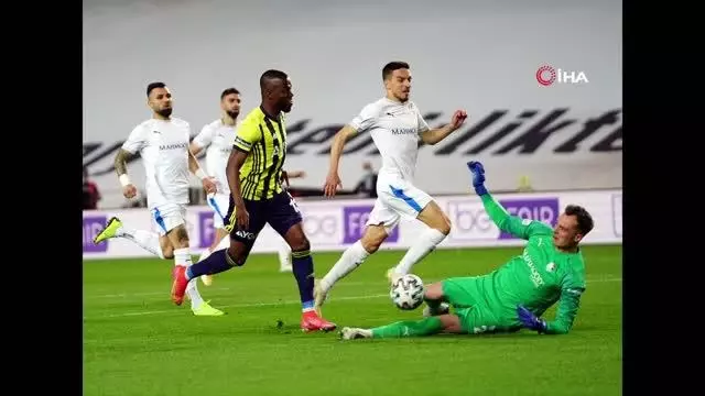 Fenerbahçe - BB Erzurumspor maçından kareler -2- Fenerbahçe - BB Erzurumspor maçından kareler -2-
