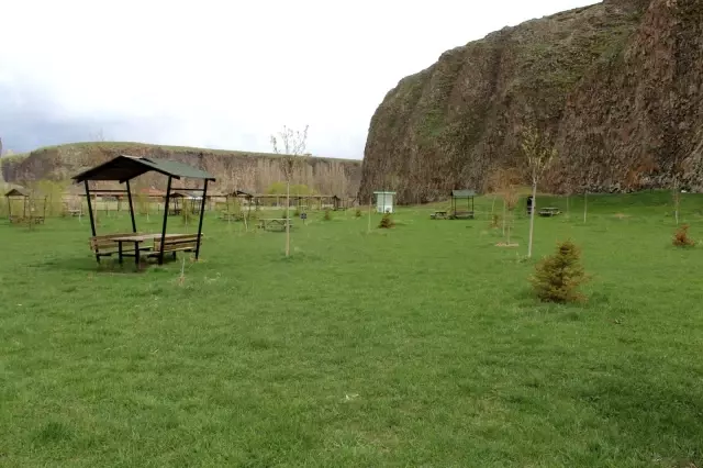 Fotoğraf tutkunları Murat Kanyon'unu mesken tuttu Fotoğraf tutkunları Murat Kanyon'unu mesken tuttu