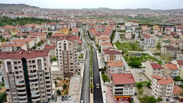 Göktürk Caddesindeki sıcak asfalt çalışması tamamlandı Göktürk Caddesindeki sıcak asfalt çalışması tamamlandı