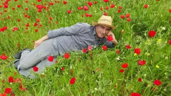 BALIKESİR GÜZELLİĞİ İLE ETKİLEYEN GELİNCİKLERDEN ŞERBET YAPACAKLAR BALIKESİR GÜZELLİĞİ İLE ETKİLEYEN GELİNCİKLERDEN ŞERBET YAPACAKLAR