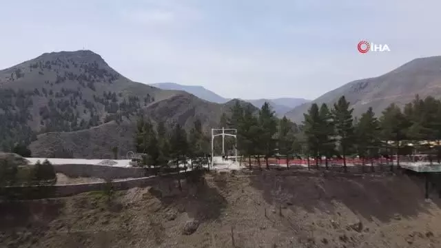Hem korku, hem keyif veren dev salıncak Hem korku, hem keyif veren dev salıncak