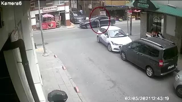 'Hırsızlık' suçundan serbest bırakıldığı gün cep telefonu çalan şüpheli yakalandı 'Hırsızlık' suçundan serbest bırakıldığı gün cep telefonu çalan şüpheli yakalandı