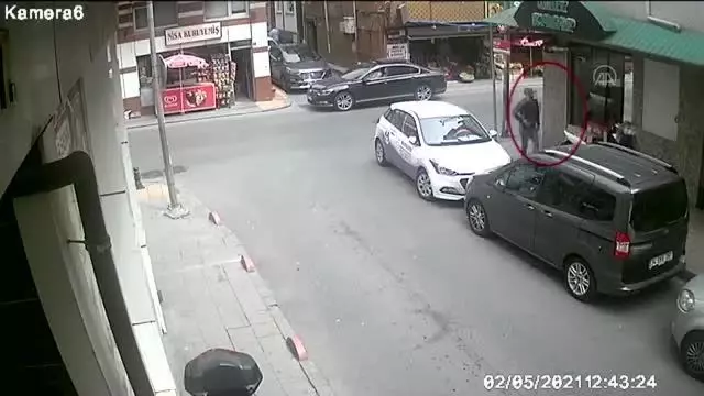 'Hırsızlık' suçundan serbest bırakıldığı gün cep telefonu çalan şüpheli yakalandı 'Hırsızlık' suçundan serbest bırakıldığı gün cep telefonu çalan şüpheli yakalandı