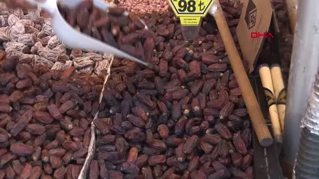 HURMADA 'GLİKOZ' ŞURUBU TEHLİKESİ; PANKREAS KANSERİNE KADAR GÖTÜREBİLİR HURMADA 'GLİKOZ' ŞURUBU TEHLİKESİ; PANKREAS KANSERİNE KADAR GÖTÜREBİLİR
