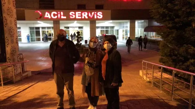 İzmit Belediyesi'nden vatandaşlara Covid-19 aşısı desteği İzmit Belediyesi'nden vatandaşlara Covid-19 aşısı desteği