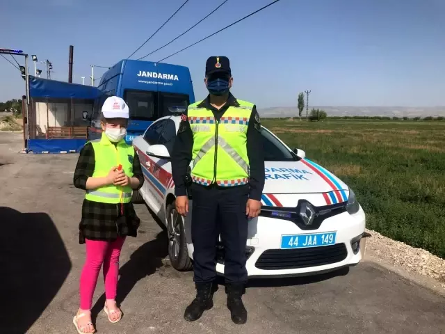 Jandarma'dan Trafik Haftası etkinliği Jandarma'dan Trafik Haftası etkinliği