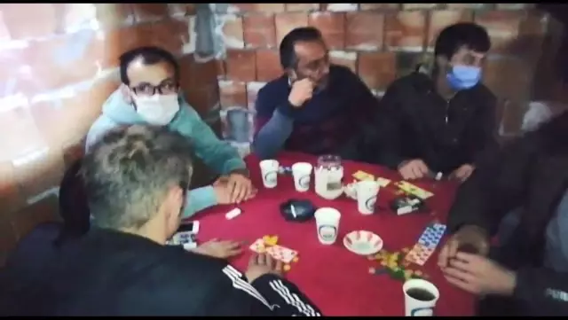Jandarmadan inşaata tombala baskını Jandarmadan inşaata tombala baskını