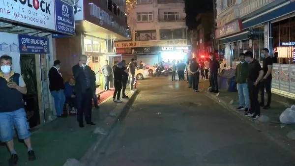 Son dakika haber: KAĞITHANE'DE SİLAHLI KAVGA 3 YARALI Son dakika haber: KAĞITHANE'DE SİLAHLI KAVGA 3 YARALI