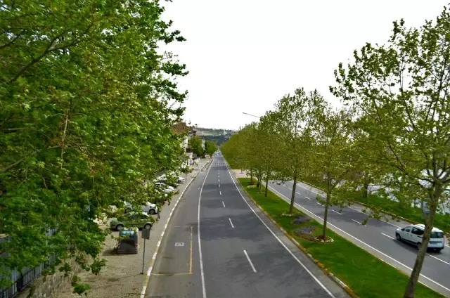 Kapanmanın 5'inci gününde sahil ve yollar sakin Kapanmanın 5'inci gününde sahil ve yollar sakin