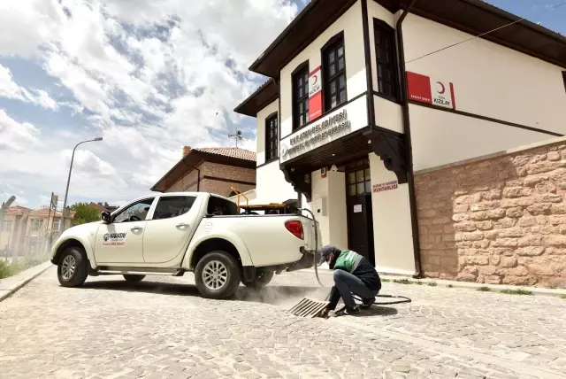 Karatay'da ilaçlama çalışmaları başladı Karatay'da ilaçlama çalışmaları başladı