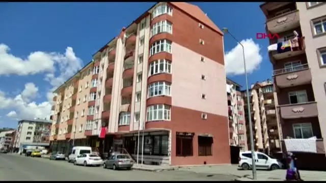KARS KEDİ, 6'NCI KATIN BALKONUNDAN '4 AYAK ÜSTÜNE' DÜŞTÜ KARS KEDİ, 6'NCI KATIN BALKONUNDAN '4 AYAK ÜSTÜNE' DÜŞTÜ