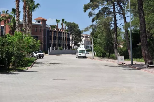 Kemer'de 2 mahallede yol yapım çalışması Kemer'de 2 mahallede yol yapım çalışması