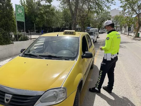 EDİRNE KEŞAN'DA EMEKLİLER, MAAŞLARINI ÇEKMEYE BAŞLADI EDİRNE KEŞAN'DA EMEKLİLER, MAAŞLARINI ÇEKMEYE BAŞLADI