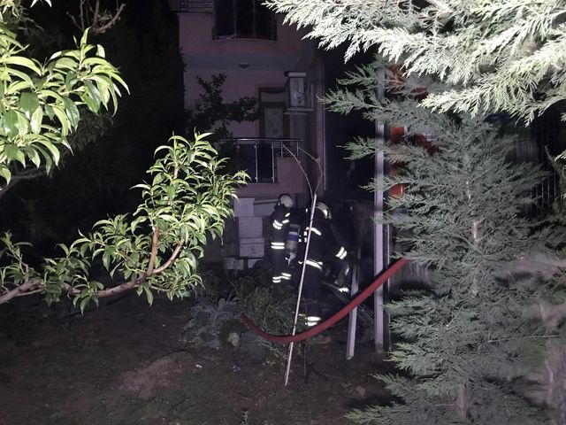 Son dakika: Konya'da bir lokantada patlama sonrası yangın